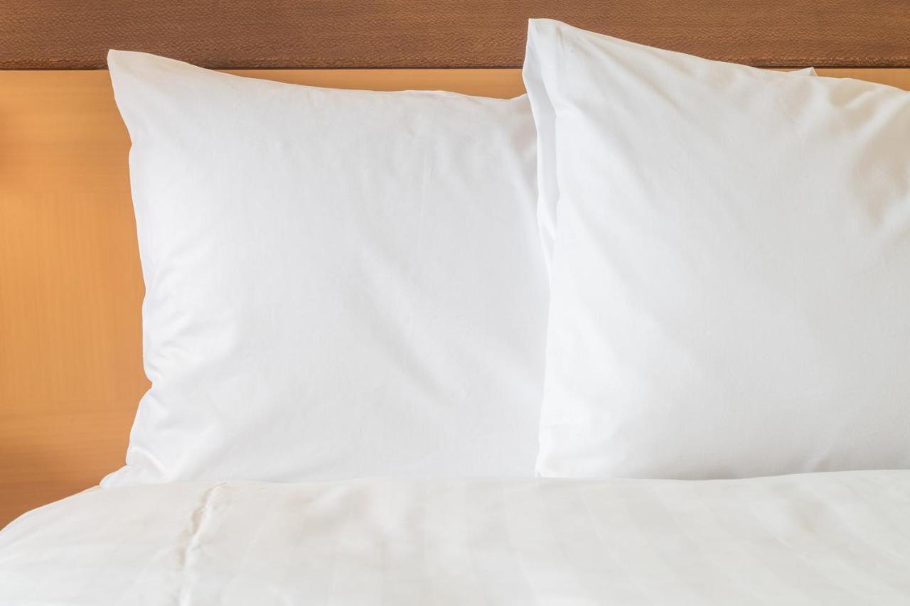 Holiday Inn Express & Suites Brownfield Exteriör bild